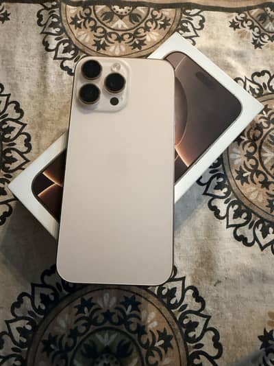 16 pro max Desert titanium