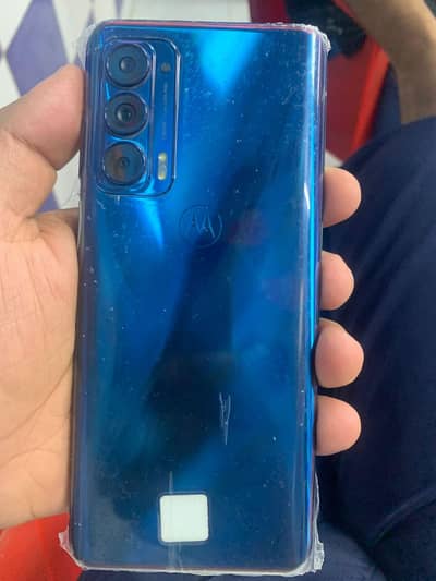 motorola edge 5g 2021