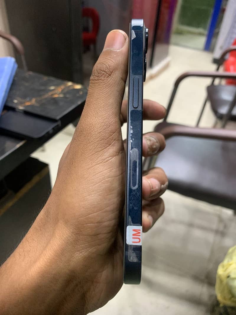 Iphone 13 3