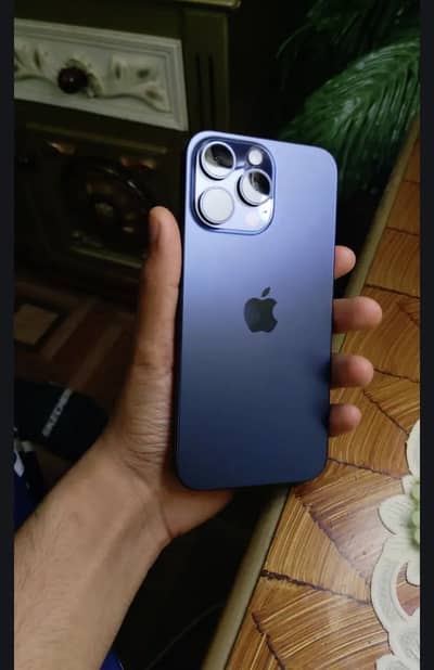 Iphone 15 pro max [PTA]