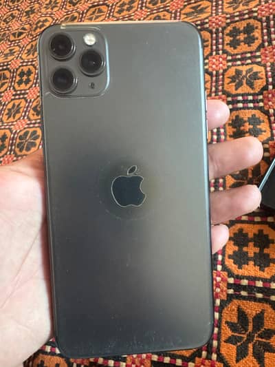 condition 9/10 battery service pta proof  ,with box and charger