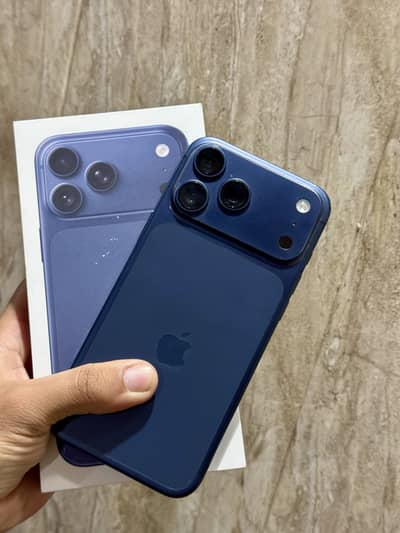 iPhone 17 Pro Max 256GB Deep Blue