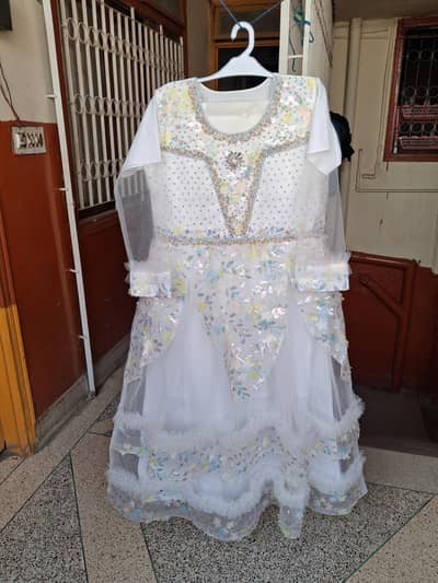 new maxi 7000 white color