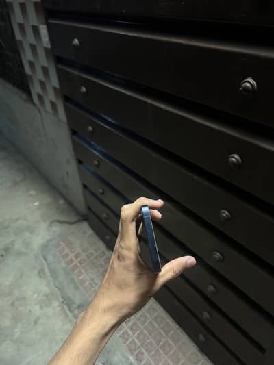 Iphone 12 64gb 81battery