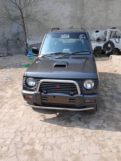 mitsubishi pjero mini