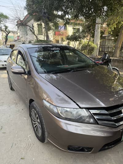 Honda city availible for pick and drop with driver