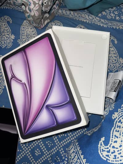 Apple iPad m3 latest model