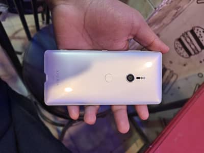 SONY XPERIA XZ3 PUBG 60 FPS ( OFFICIAL PTA )