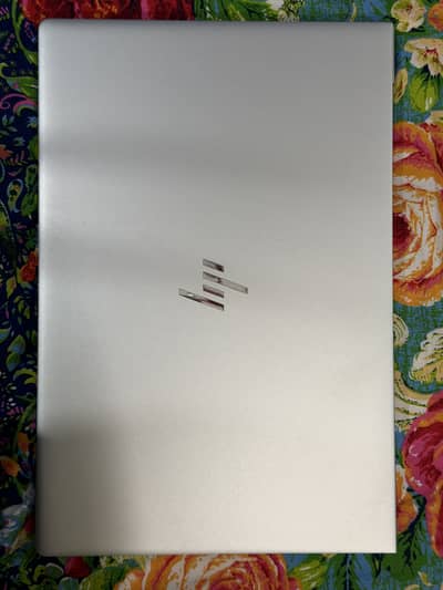 Hp elite book i5 8th touch screen 16gb ram 512gb ssd bought from dubai