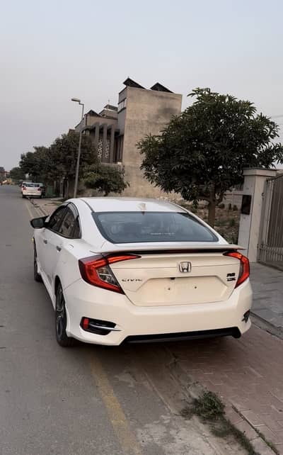 Honda civic rs turbo