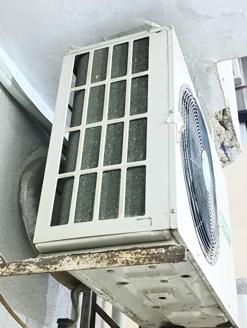 General split A/c 2 ton 1