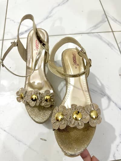 Sandals for women Heels  size 9