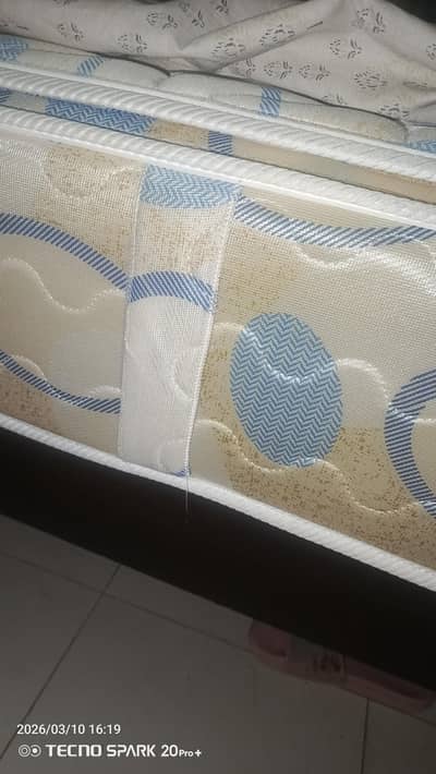 Bed and spring Mattress