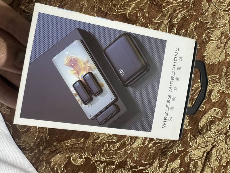 Wireless bluetooth microphone 0