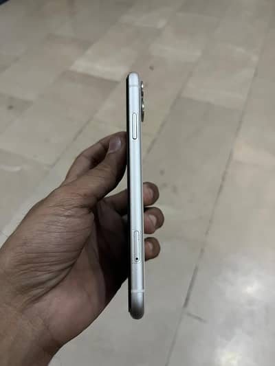 iphone 11 Official PTA Approved