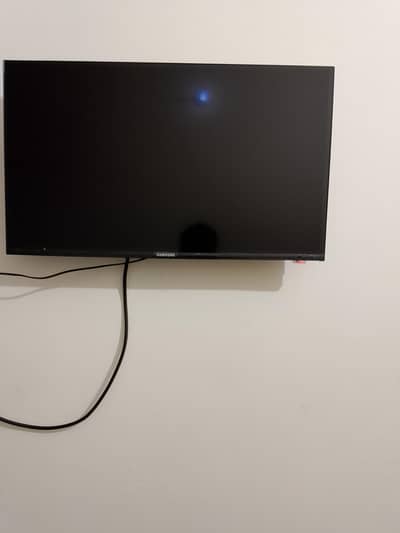 32" Samsung android tv for sale.