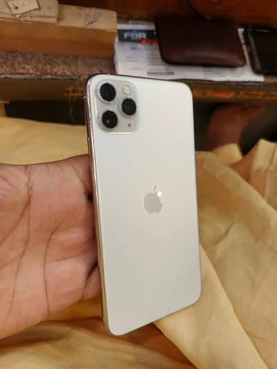 iphone 11 pro max 256 GB face off battery change no any fault