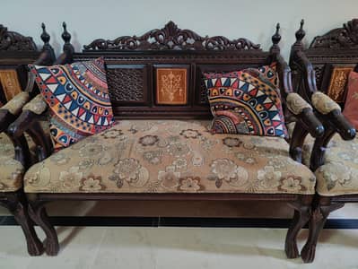Pure Wooden Chinioti Sofa Set Excellent Condition