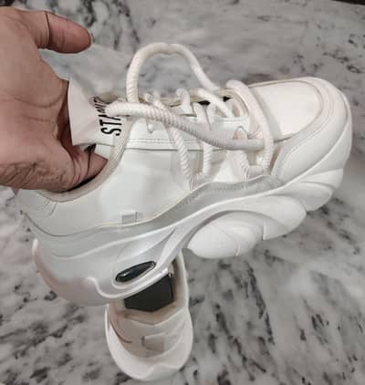 White Chunky Sneakers For Sale - 43 Size