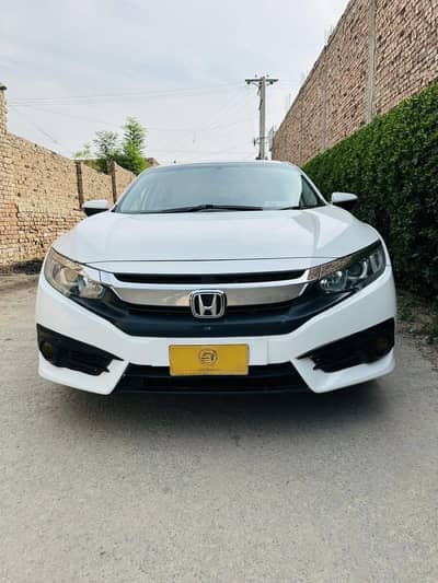 Honda Civic 2018 Red Meter Almost original Condition Fresh condition