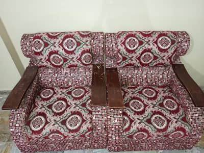 Sofa Set in Perfect Condition.