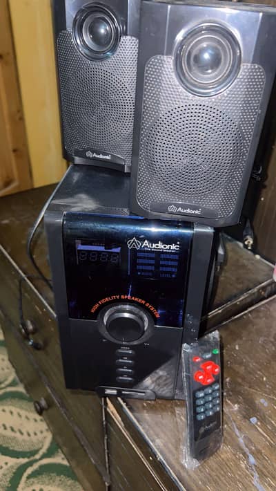 Audionic High Fidelity Speaker System With Remote – Excellent Condit