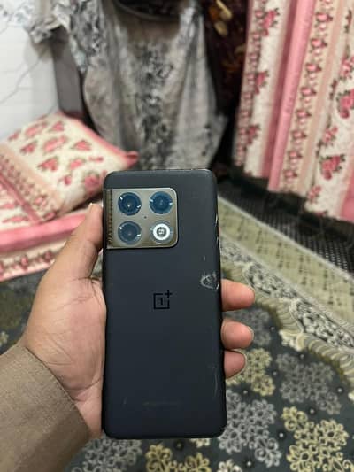 OnePlus 10 pro 8. . 128GB. . .