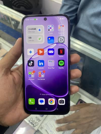 Oppo a6x 4 /64 mai only 15 days used urgent sale