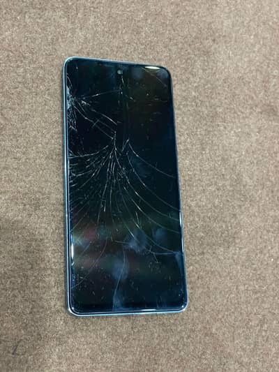 Tecno Pova 5 Pro 5G 8+8 Ram 256GB Memory