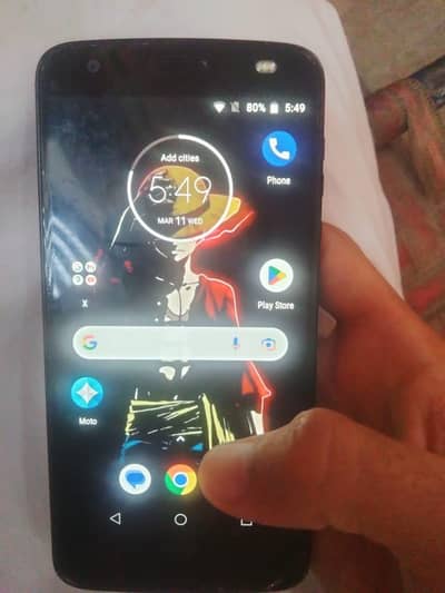 Moto Z2 force hai non pta or minor shade hai taswer me dekh sakte ho