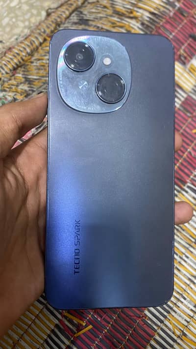 tecno spark go 1 4+4 128GB all okay box charger sath