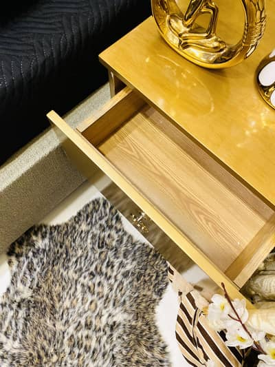 Premium new wood bed set