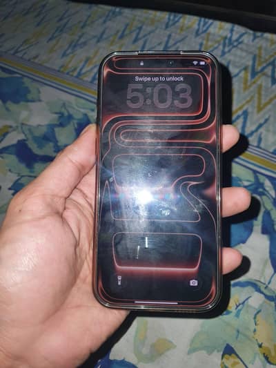 17 pro max 1tb scratch less