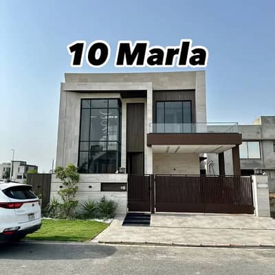 10 Marla brand new house available for rent in Bahria town phase 8