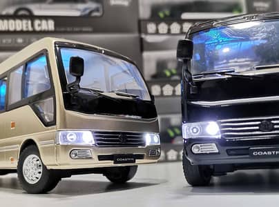 1:24 diecast coaster bus Toyota model toy car