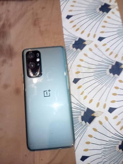 One plus 9 pro 5G for sale