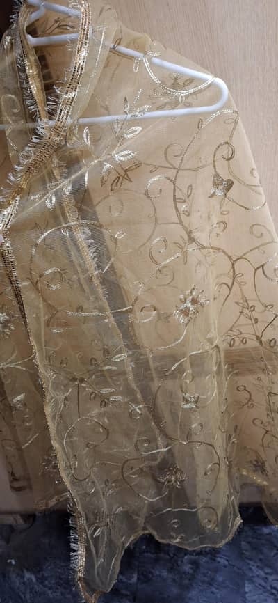 one time used lehanga and dupatta(2pc)