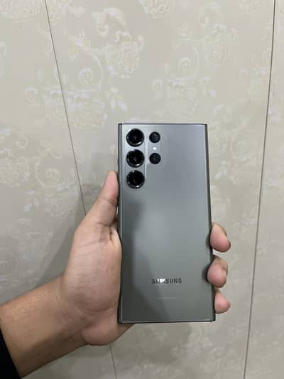 Samsung s23 ultra 10by9.5 condition