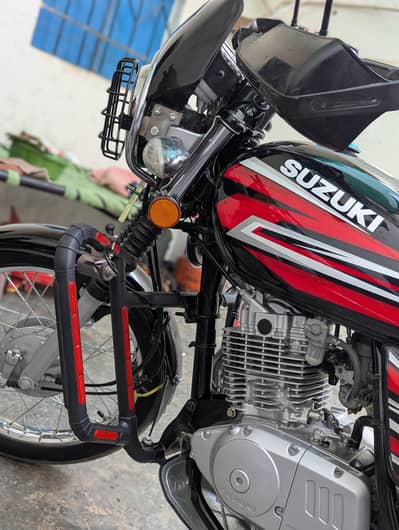 Suzuki GS150 2026 black Karachi number