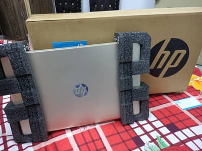 Hp Pavilion Laptop 8th Gen i5 With Box excellent Condition