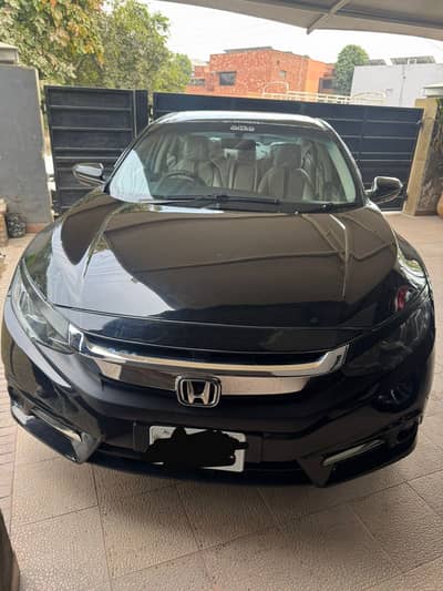 Honda civic model 2018 red meter UG full option top of the line