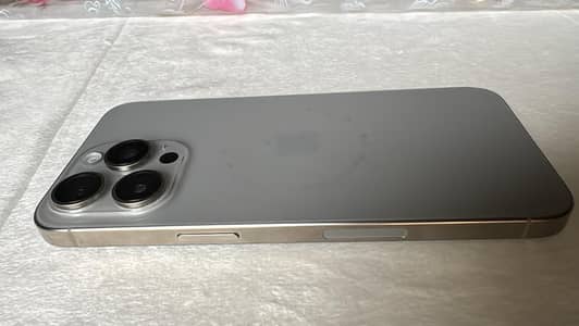 iphone 15 pro max jv 256 gb.      0349-9691686