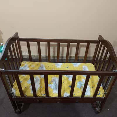 Baby Cot or Crib 4×2