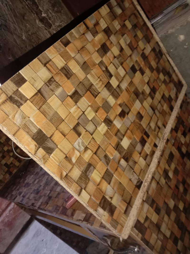 Computer Mobile Michenic Table 5