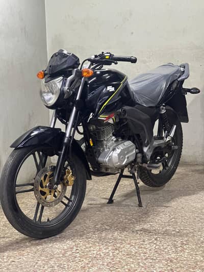 SUZUKI GSX 125 ( GIXXER / GSXR )