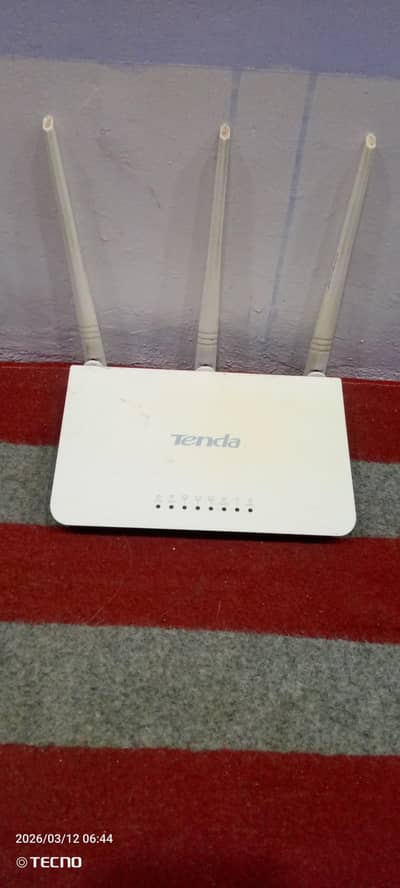 Tenda wifi router