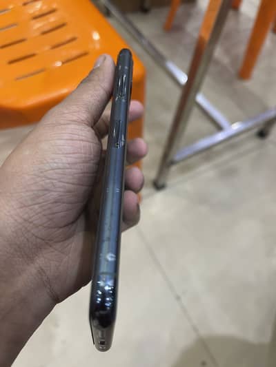 iphone 11 pro max pta approved 256gb