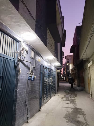 Old 7 Marla Double story House for sale in Dispensary Ground Tench Bh