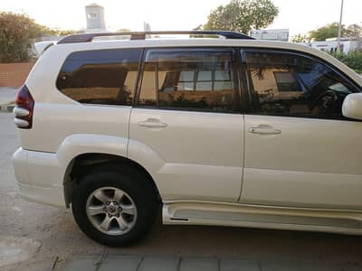 Toyota parado TZ full option