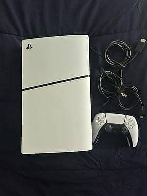 PS5 Slim 1 TB brand new with all original accessories